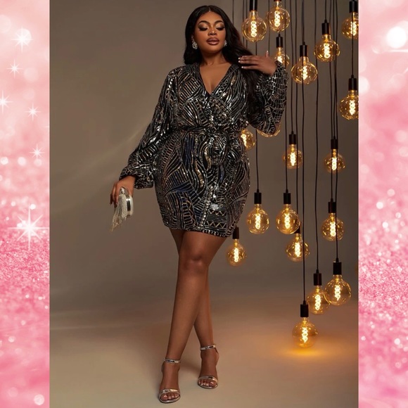 Sequin V Neck Long Sleeve Bodycon Dress - Picture 3 of 5